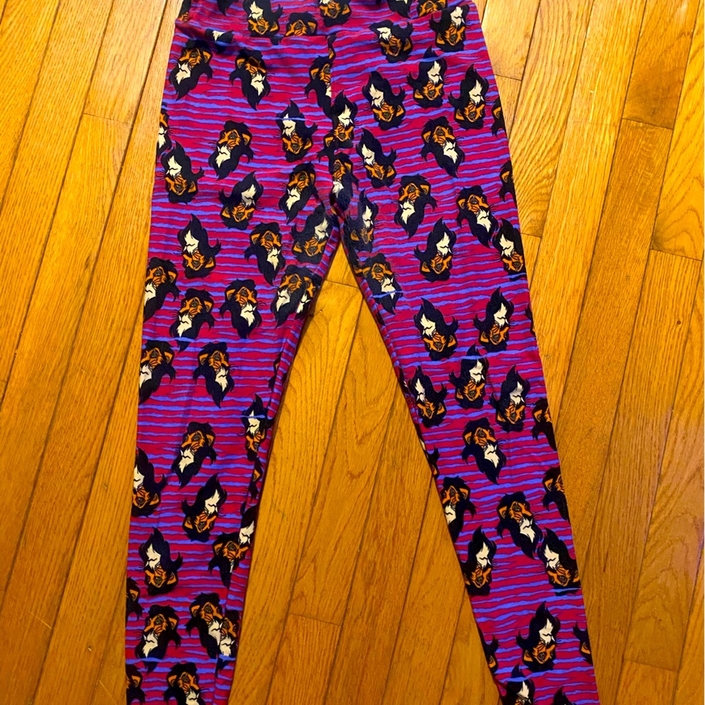Lion kings scar leggings